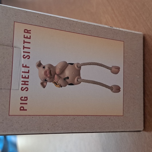 Cracker Barrel Pig Figurine with Dangling Legs - Cream and Black - Picture 5 of 5